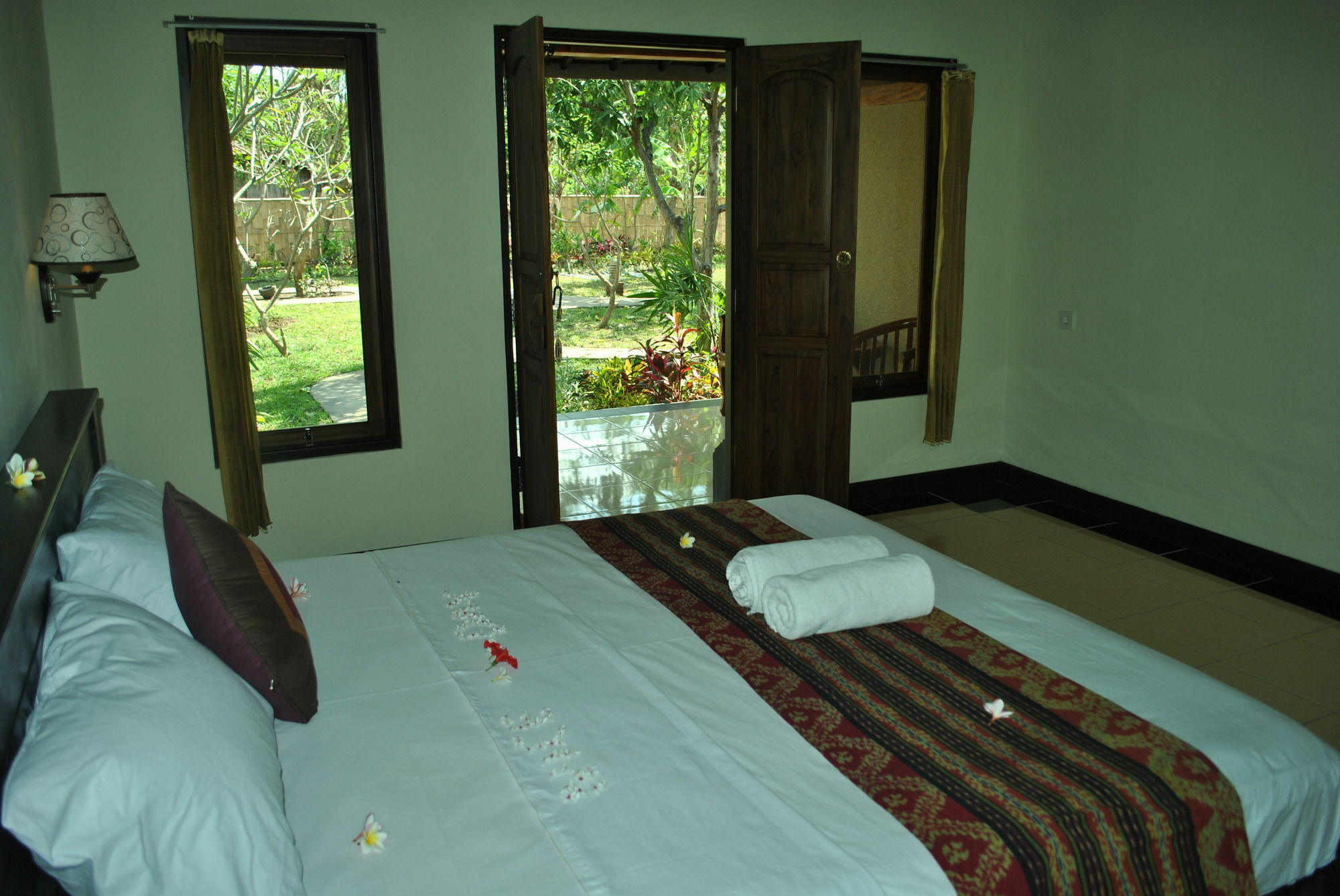 Van Karning Bungalow Pemuteran Extérieur photo
